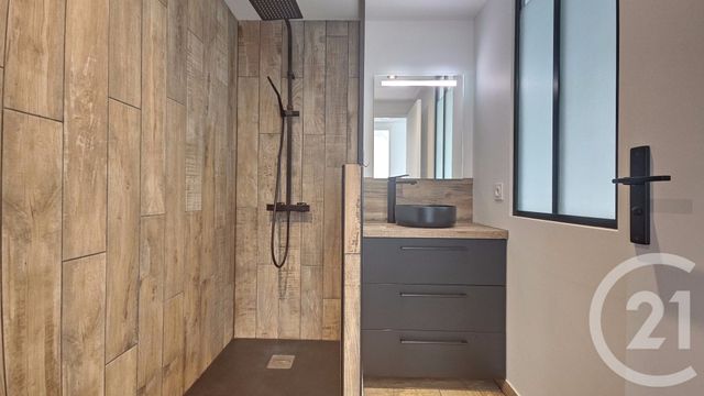 Appartement T3 à vendre - 3 pièces - 61.0 m2 - THEIX NOYALO - 56 - BRETAGNE - Century 21 Tex'Immo