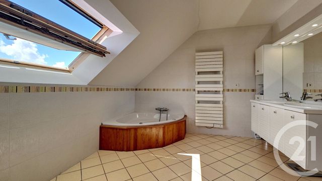 maison à vendre - 7 pièces - 185.0 m2 - SURZUR - 56 - BRETAGNE - Century 21 Tex'Immo