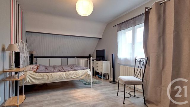 maison à vendre - 6 pièces - 157.0 m2 - LA TRINITE SURZUR - 56 - BRETAGNE - Century 21 Tex'Immo