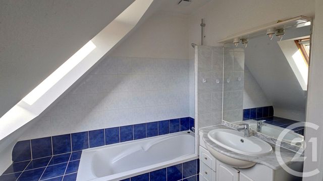 maison à vendre - 5 pièces - 102.94 m2 - LA TRINITE SURZUR - 56 - BRETAGNE - Century 21 Tex'Immo