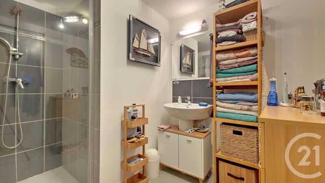 Appartement T3 à vendre - 3 pièces - 62.4 m2 - THEIX NOYALO - 56 - BRETAGNE - Century 21 Tex'Immo