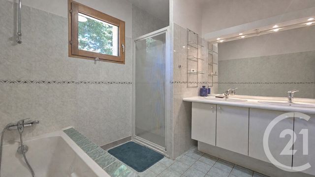 maison à vendre - 6 pièces - 191.0 m2 - SURZUR - 56 - BRETAGNE - Century 21 Tex'Immo