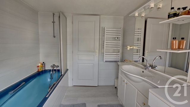 maison à vendre - 6 pièces - 143.0 m2 - SURZUR - 56 - BRETAGNE - Century 21 Tex'Immo