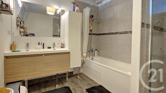maison à vendre - 4 pièces - 97.0 m2 - LA TRINITE SURZUR - 56 - BRETAGNE - Century 21 Tex'Immo