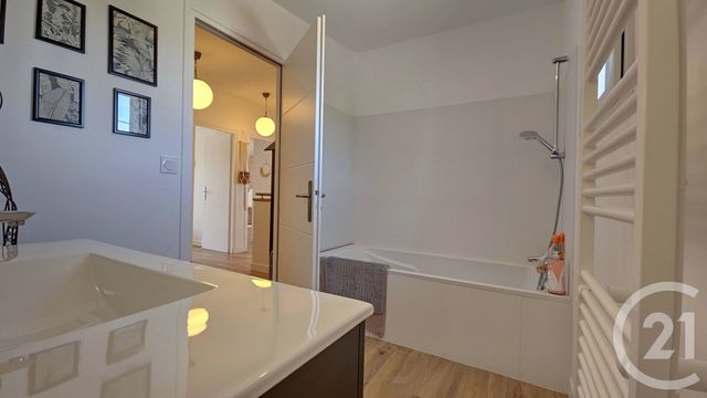 maison à vendre - 5 pièces - 138.0 m2 - THEIX NOYALO - 56 - BRETAGNE - Century 21 Tex'Immo