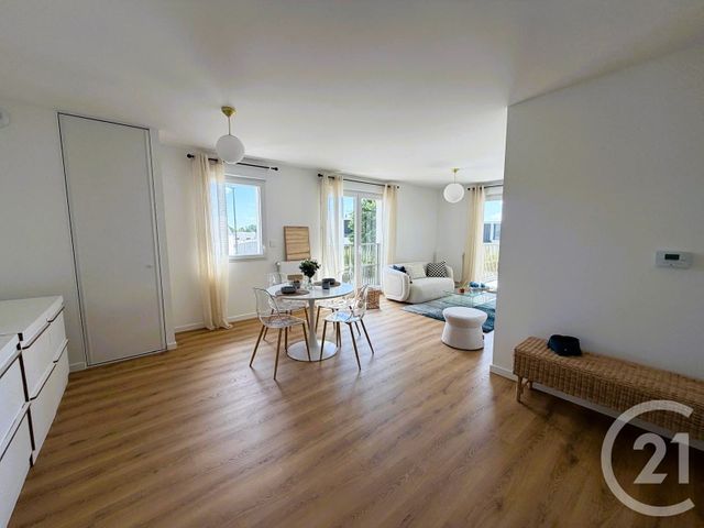 Appartement T3 à vendre - 4 pièces - 76.38 m2 - THEIX NOYALO - 56 - BRETAGNE - Century 21 Tex'Immo