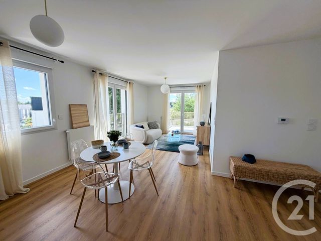 Appartement T3 à vendre - 4 pièces - 76.38 m2 - THEIX NOYALO - 56 - BRETAGNE - Century 21 Tex'Immo