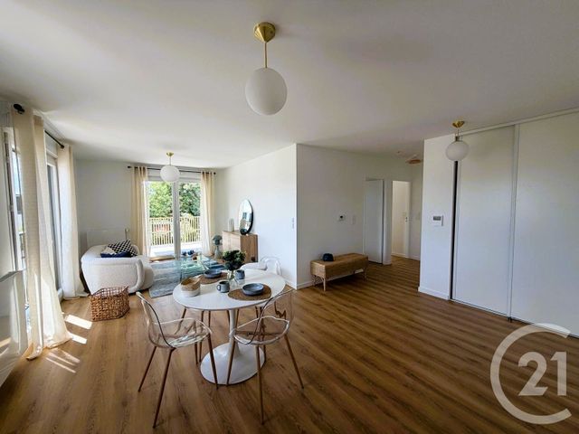 Appartement T3 à vendre - 4 pièces - 76.38 m2 - THEIX NOYALO - 56 - BRETAGNE - Century 21 Tex'Immo