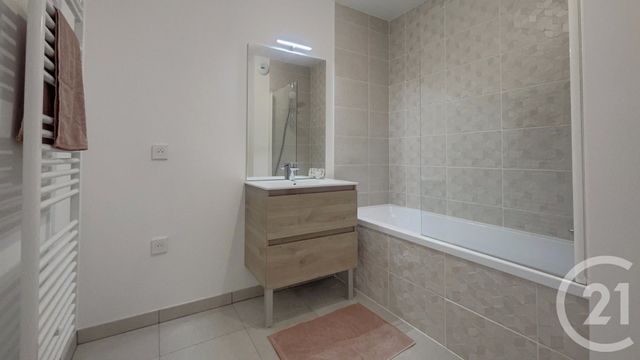 Appartement T4 à vendre - 4 pièces - 76.38 m2 - THEIX NOYALO - 56 - BRETAGNE - Century 21 Tex'Immo