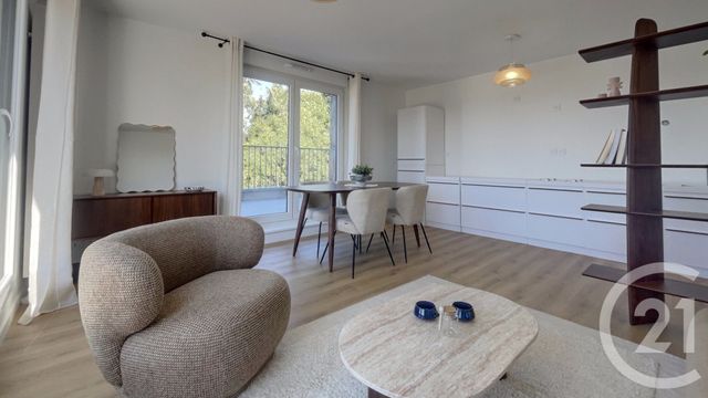 Appartement T4 à vendre - 4 pièces - 76.38 m2 - THEIX NOYALO - 56 - BRETAGNE - Century 21 Tex'Immo