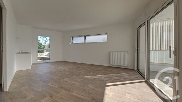Appartement T3 à vendre - 3 pièces - 64.68 m2 - THEIX NOYALO - 56 - BRETAGNE - Century 21 Tex'Immo