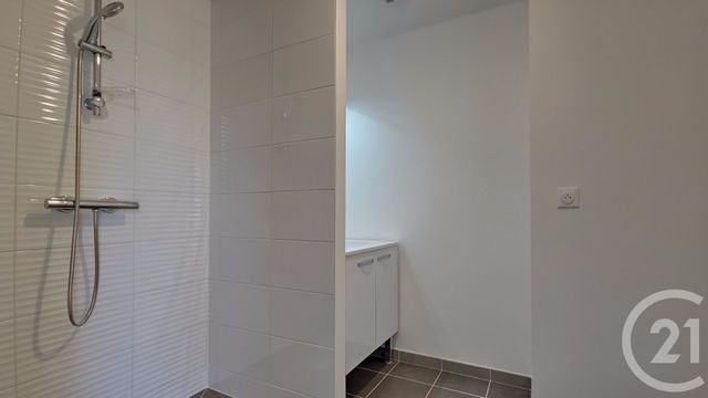Appartement Duplex à vendre - 5 pièces - 100.44 m2 - THEIX NOYALO - 56 - BRETAGNE - Century 21 Tex'Immo