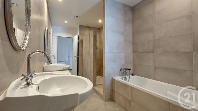 immeuble à vendre - 263.0 m2 - THEIX NOYALO - 56 - BRETAGNE - Century 21 Tex'Immo