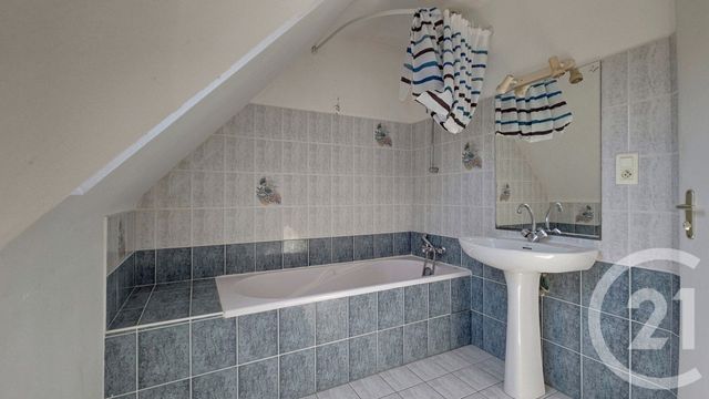 Appartement T3 à vendre - 3 pièces - 48.1 m2 - THEIX NOYALO - 56 - BRETAGNE - Century 21 Tex'Immo