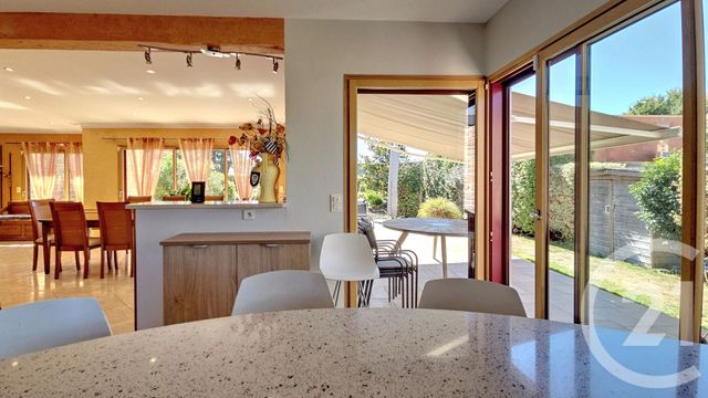 maison à vendre - 8 pièces - 212.0 m2 - SURZUR - 56 - BRETAGNE - Century 21 Tex'Immo