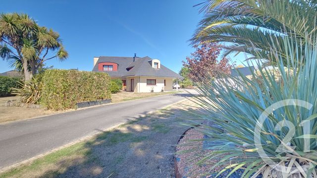 maison à vendre - 8 pièces - 212.0 m2 - SURZUR - 56 - BRETAGNE - Century 21 Tex'Immo