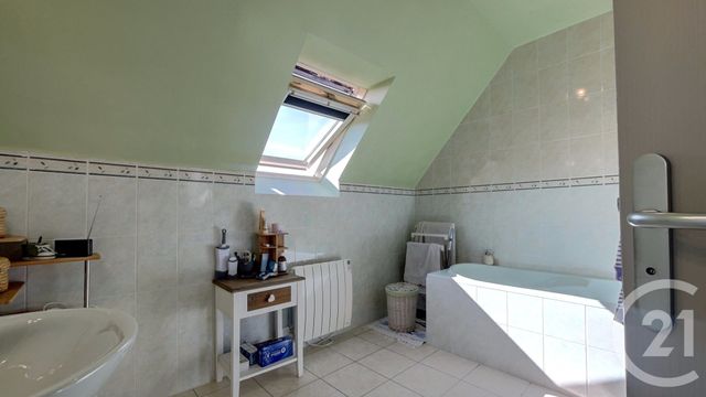 maison à vendre - 5 pièces - 108.0 m2 - LA TRINITE SURZUR - 56 - BRETAGNE - Century 21 Tex'Immo