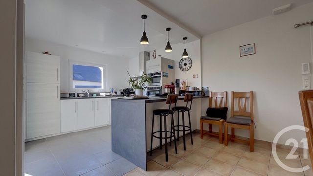 maison à vendre - 5 pièces - 108.0 m2 - LA TRINITE SURZUR - 56 - BRETAGNE - Century 21 Tex'Immo